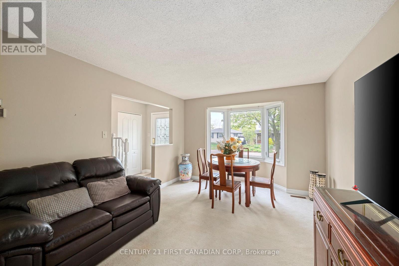 19 Clara Crescent, London South, Ontario  N6E 3G2 - Photo 8 - X13105932