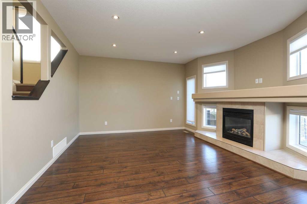 132 Firelight Way W, Lethbridge, Alberta  T1J 4B2 - Photo 11 - A2309544