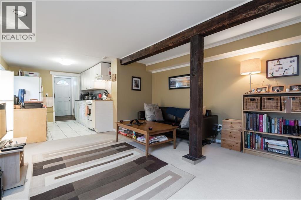 1000 E 11th Avenue, Vancouver, British Columbia  V5T 2G1 - Photo 3 - R3112375