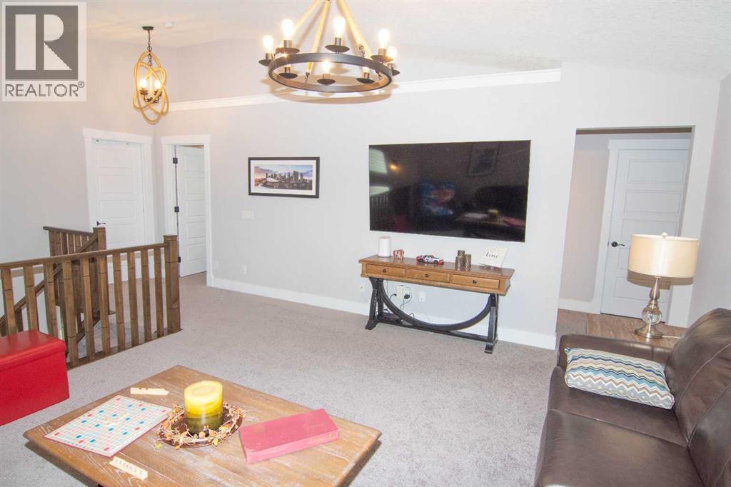 237 Kinniburgh Way, Chestermere, Alberta  T1X 0R9 - Photo 13 - A2308617
