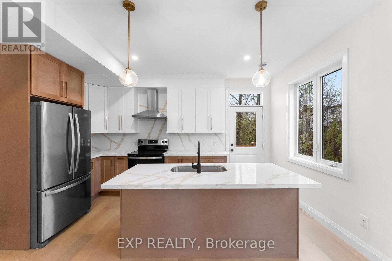 1 - 4271 Fifth Avenue, Niagara Falls, Ontario  L2E 4R1 - Photo 11 - X13105940
