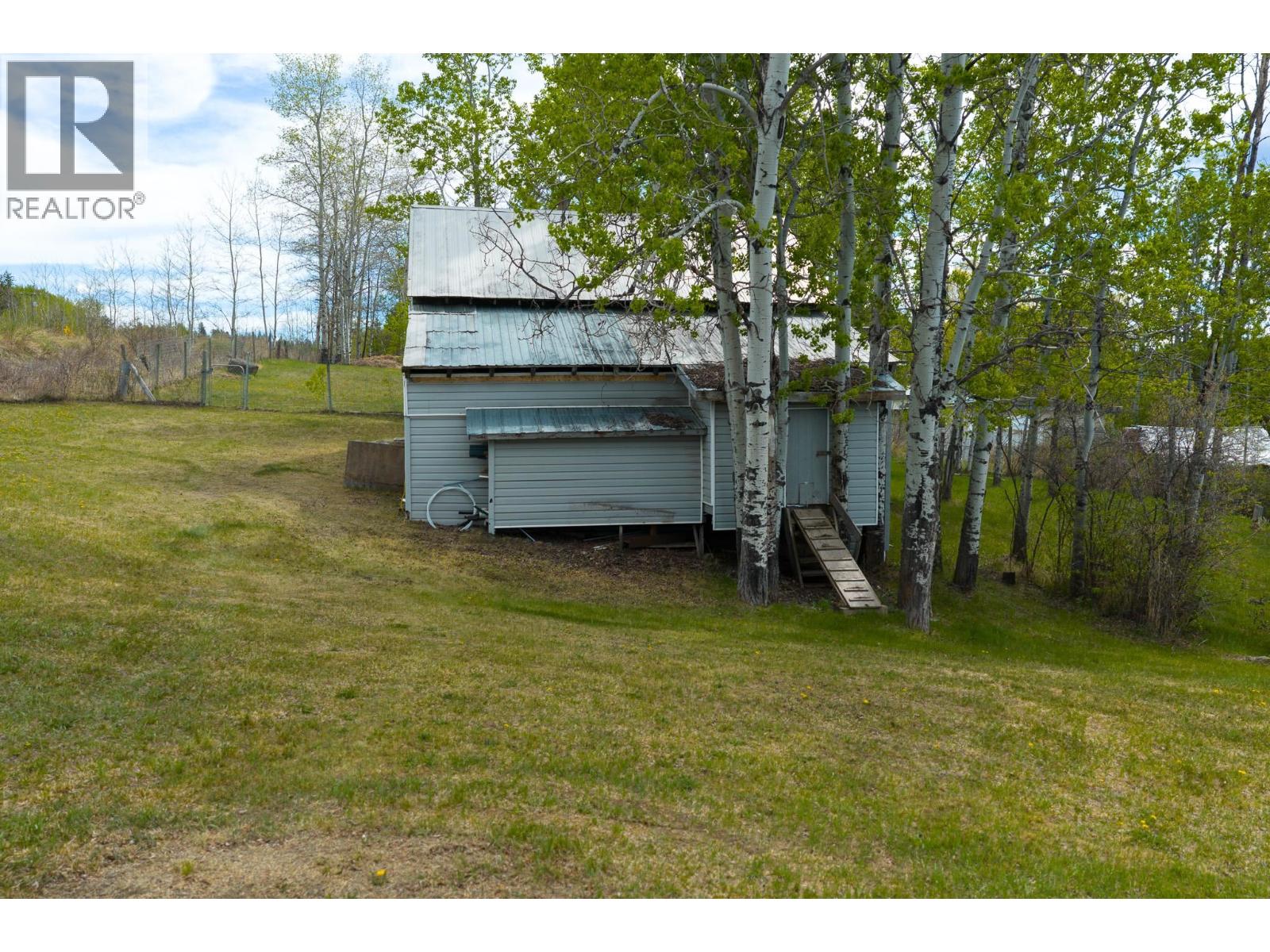 3451 Dunsmuir Road, Lac La Hache, British Columbia  V0K 1T1 - Photo 39 - R3121322