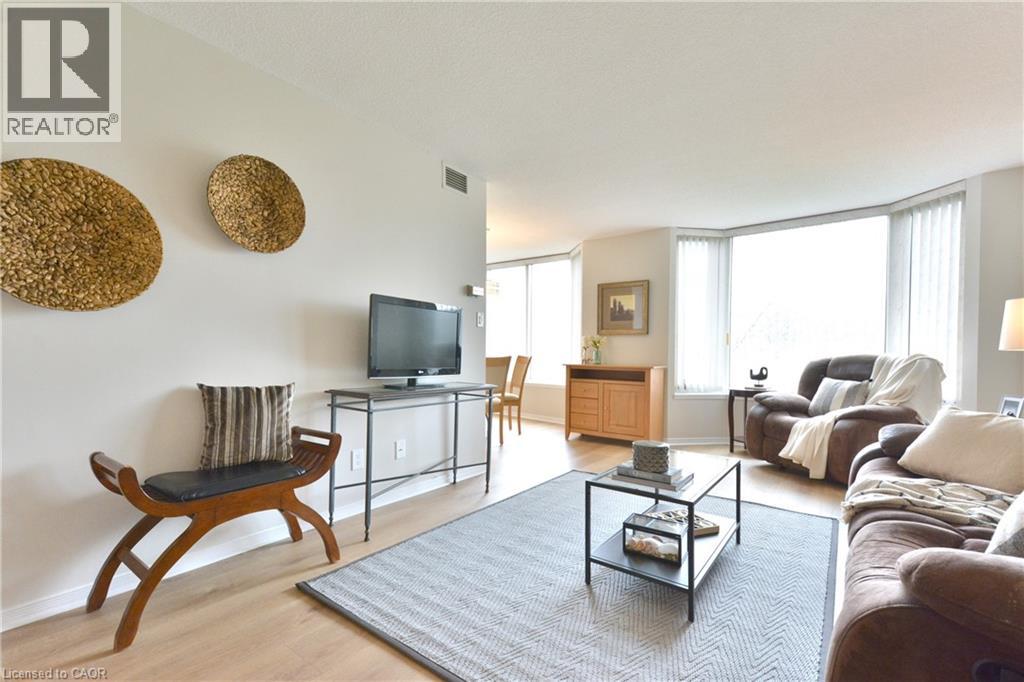 180 Limeridge Road W Unit# 307, Hamilton, Ontario  L9C 7C7 - Photo 2 - 40828410