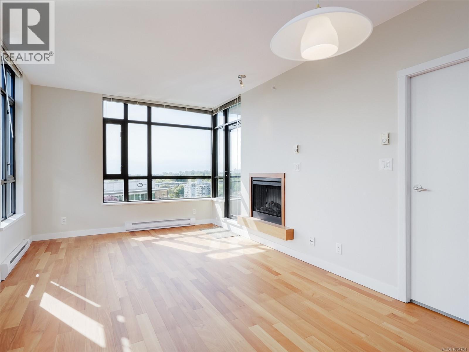 788 Humboldt St, Victoria, British Columbia  V8W 4A2 - Photo 6 - 1034791