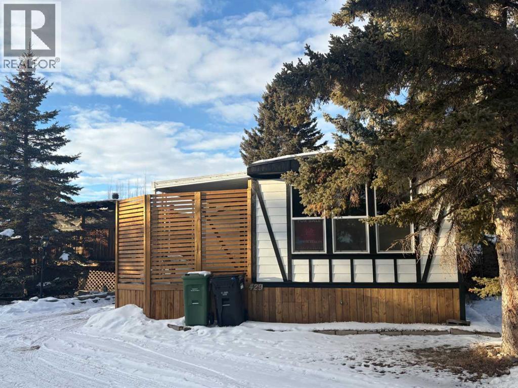 429, 3223 83 Street NW, Calgary, Alberta