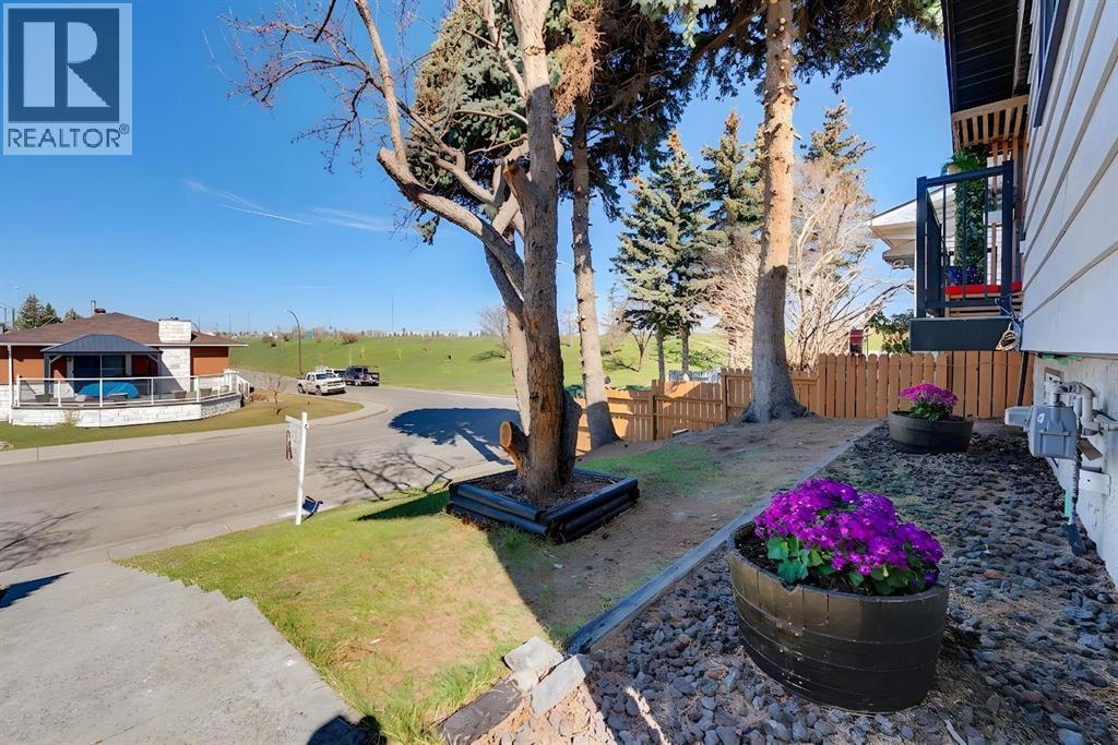 1607 Marlyn Way NE, Calgary, Alberta  T2A 3K8 - Photo 36 - A2309153