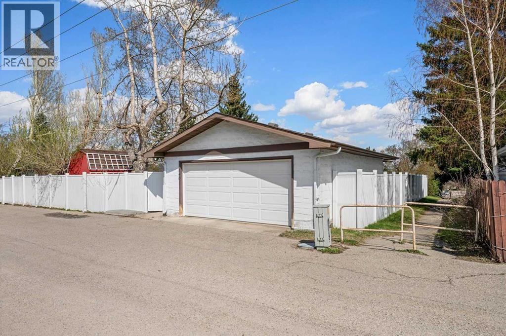 740 Canfield Place SW, Calgary, Alberta  T2W 1K6 - Photo 44 - A2309607