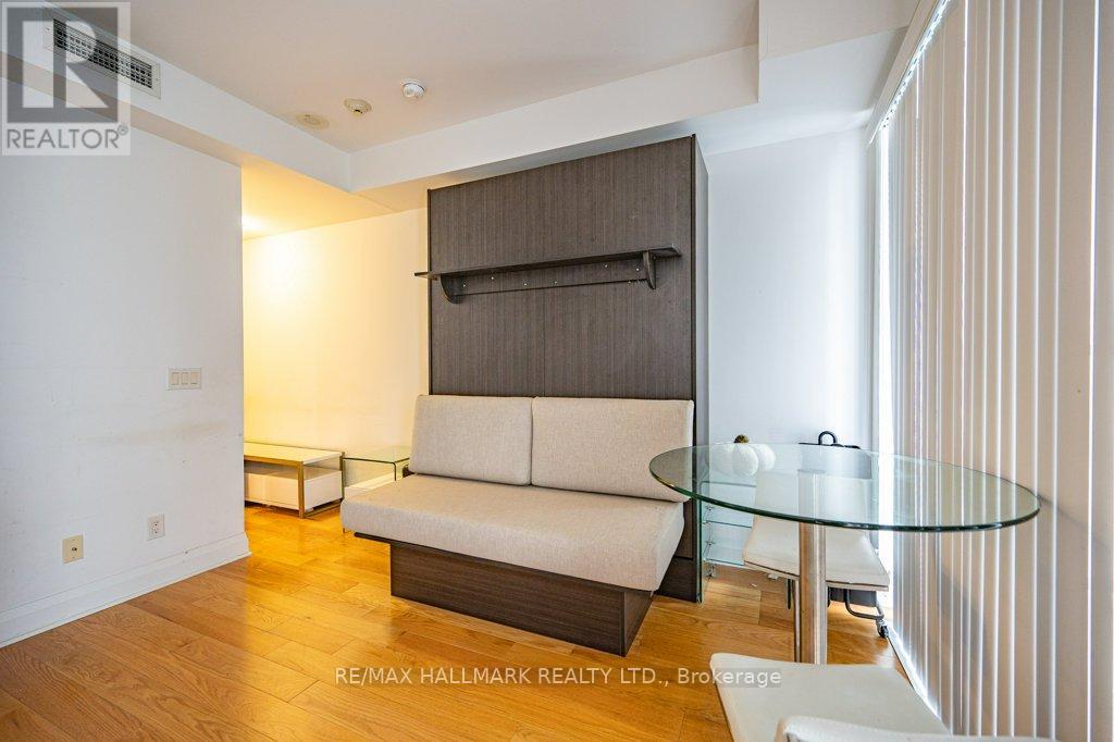 1507 - 1080 Bay Street, Toronto, Ontario  M5S 0A5 - Photo 10 - C13105920