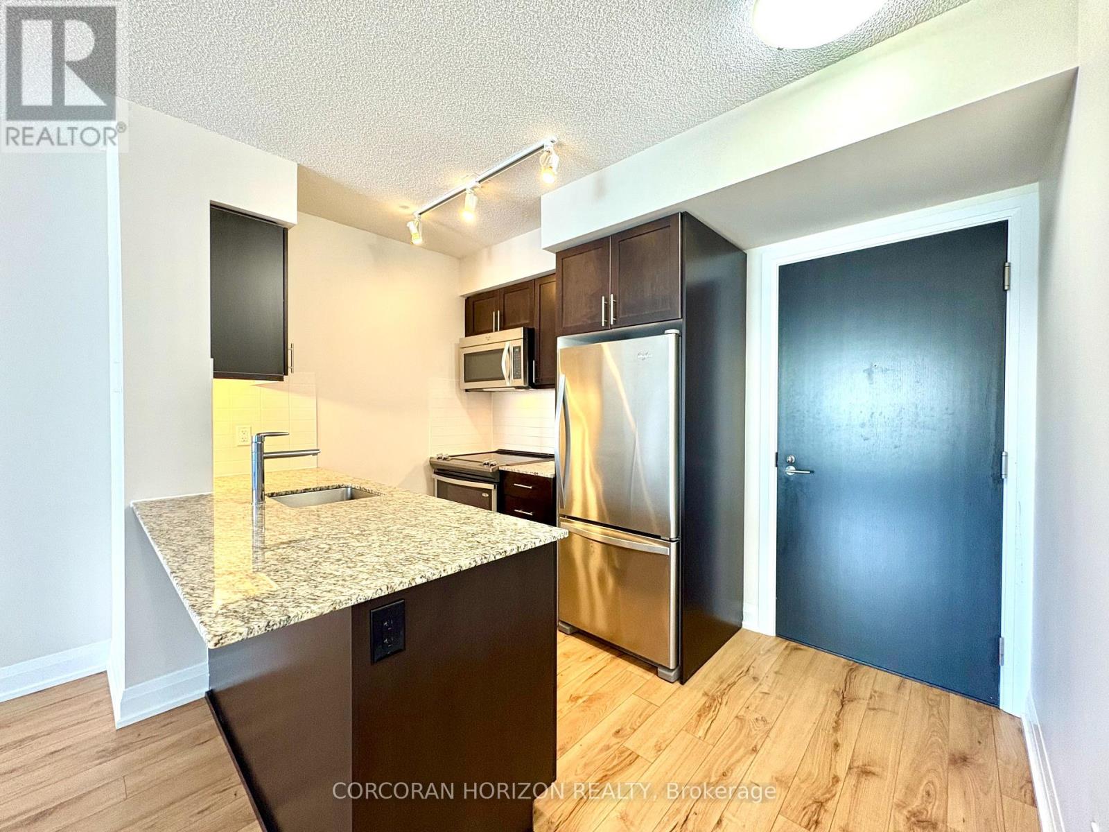 706 - 18 Graydon Hall Drive, Toronto, Ontario M3A 0A4 - Photo 2 - C13105960