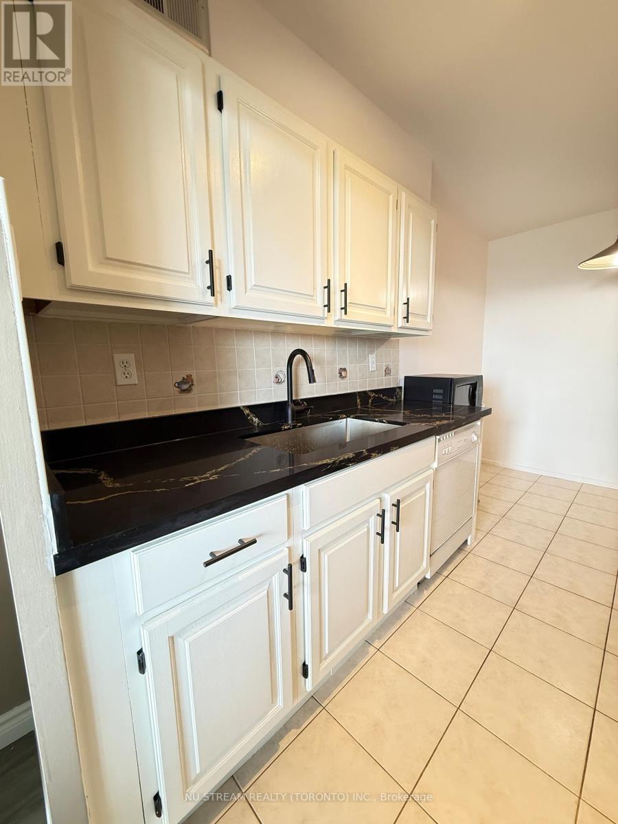 1205 - 260 Seneca Hill Drive, Toronto, Ontario M2J 4S6 - Photo 11 - C13105984