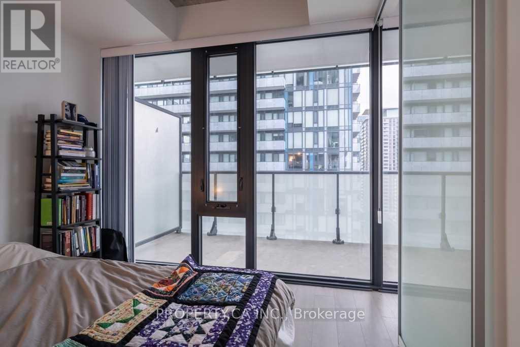 1303 - 185 Roehampton Avenue, Toronto (Mount Pleasant West), Ontario  M4P 1R4 - Photo 12 - C13105990