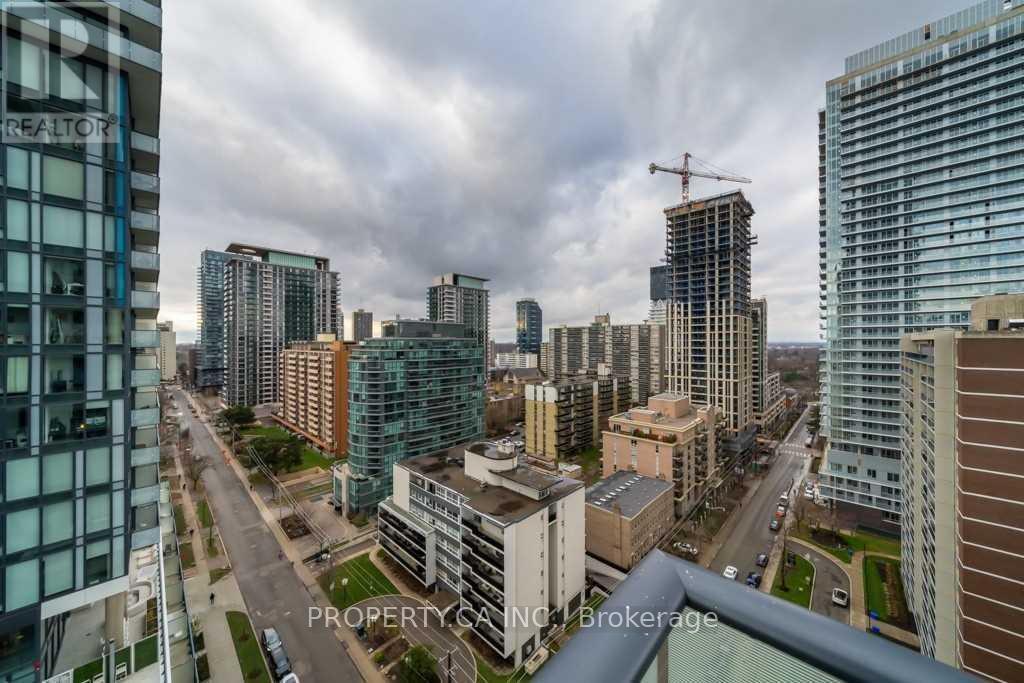1303 - 185 Roehampton Avenue, Toronto (Mount Pleasant West), Ontario  M4P 1R4 - Photo 19 - C13105990