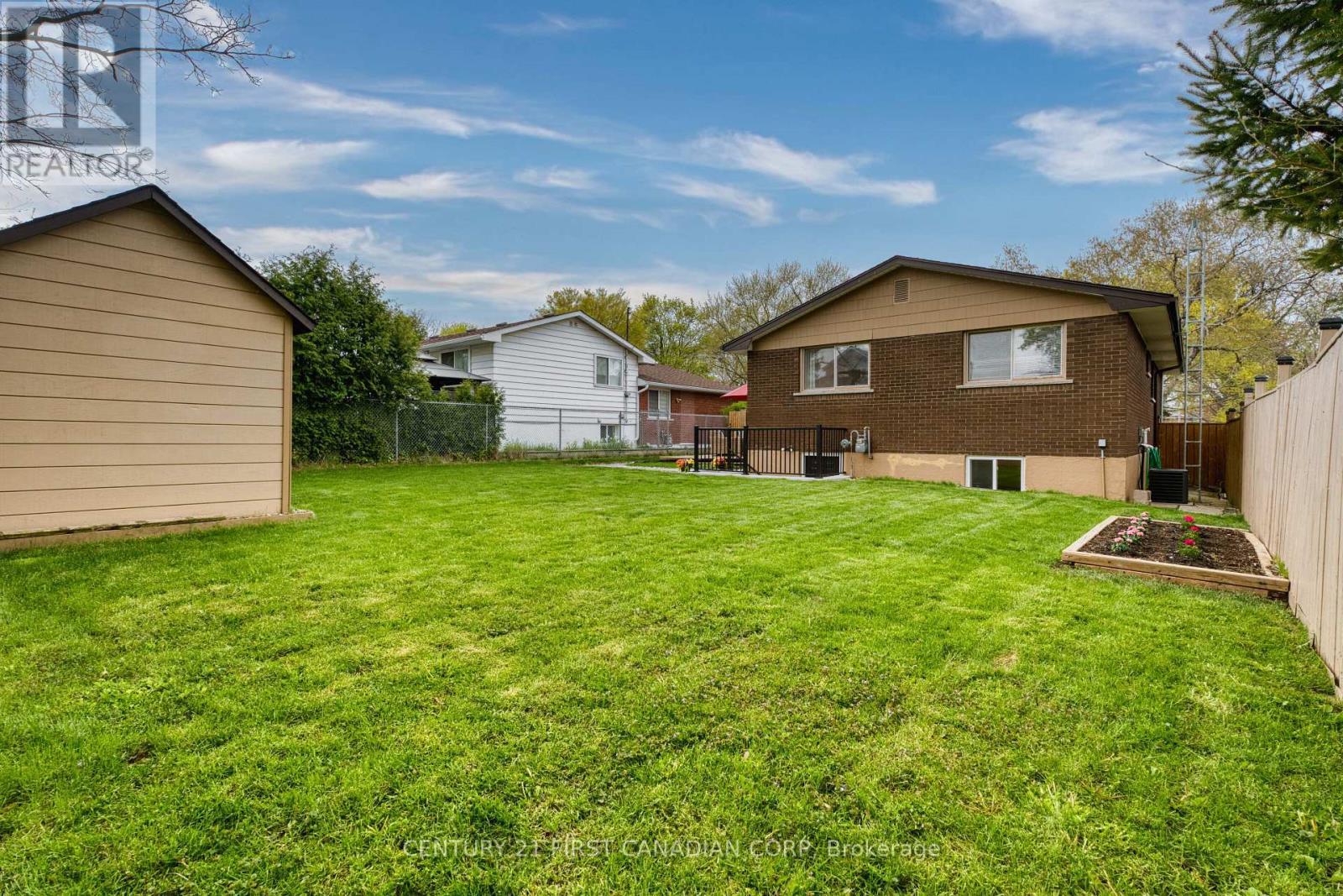 31 Brenlyn Court, Hamilton, Ontario  L9C 4N8 - Photo 35 - X13103286