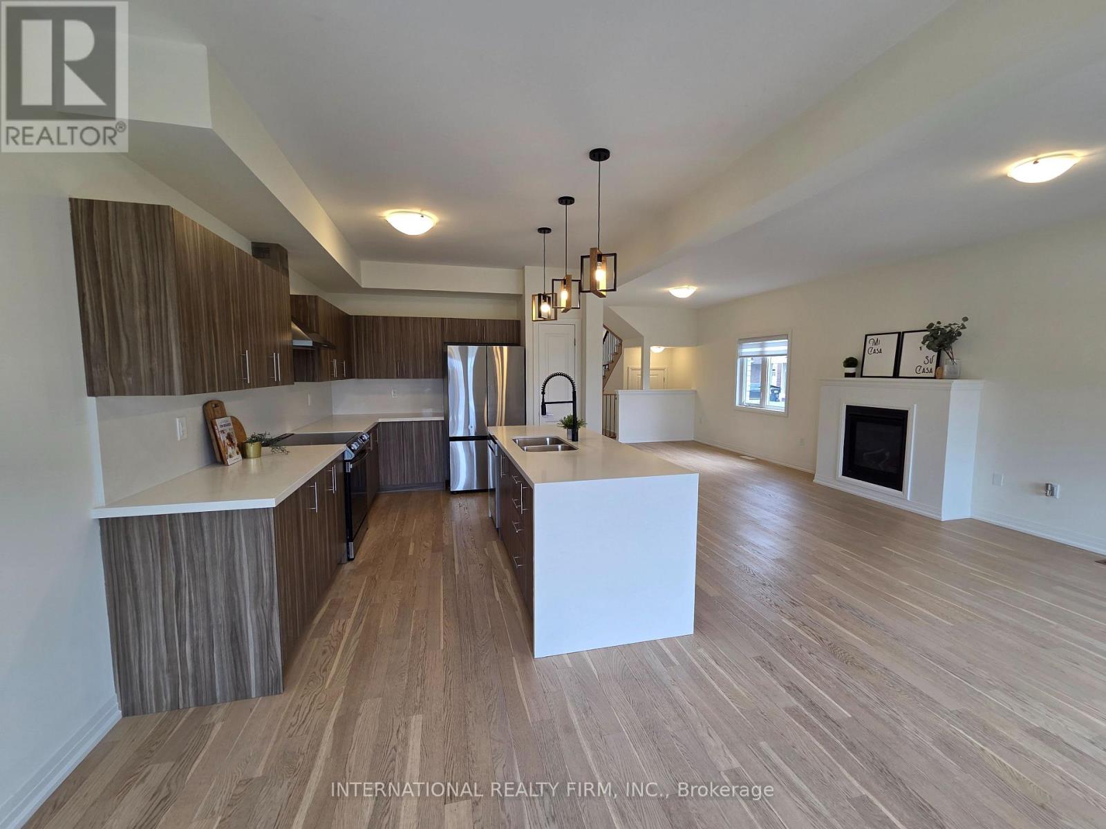 23 Harvest Crescent, Barrie, Ontario  L9J 0T3 - Photo 13 - S13106006