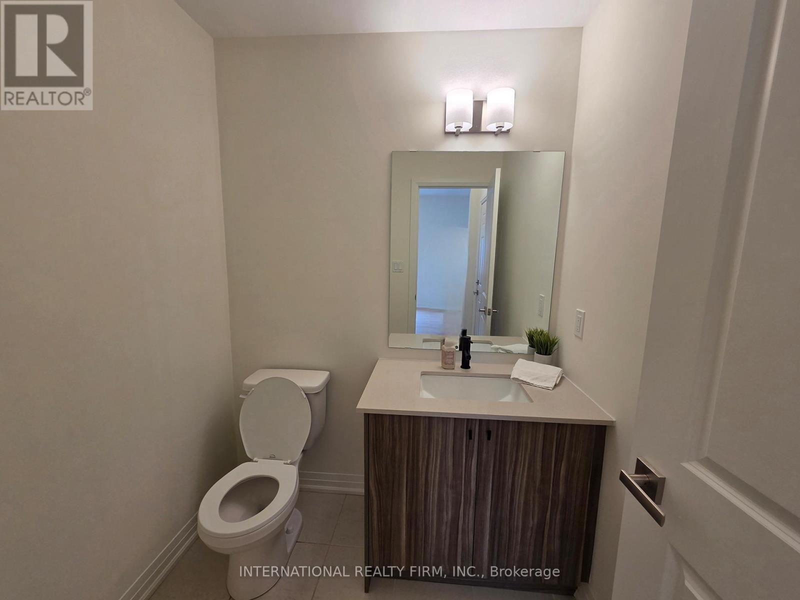 23 Harvest Crescent, Barrie, Ontario  L9J 0T3 - Photo 14 - S13106006