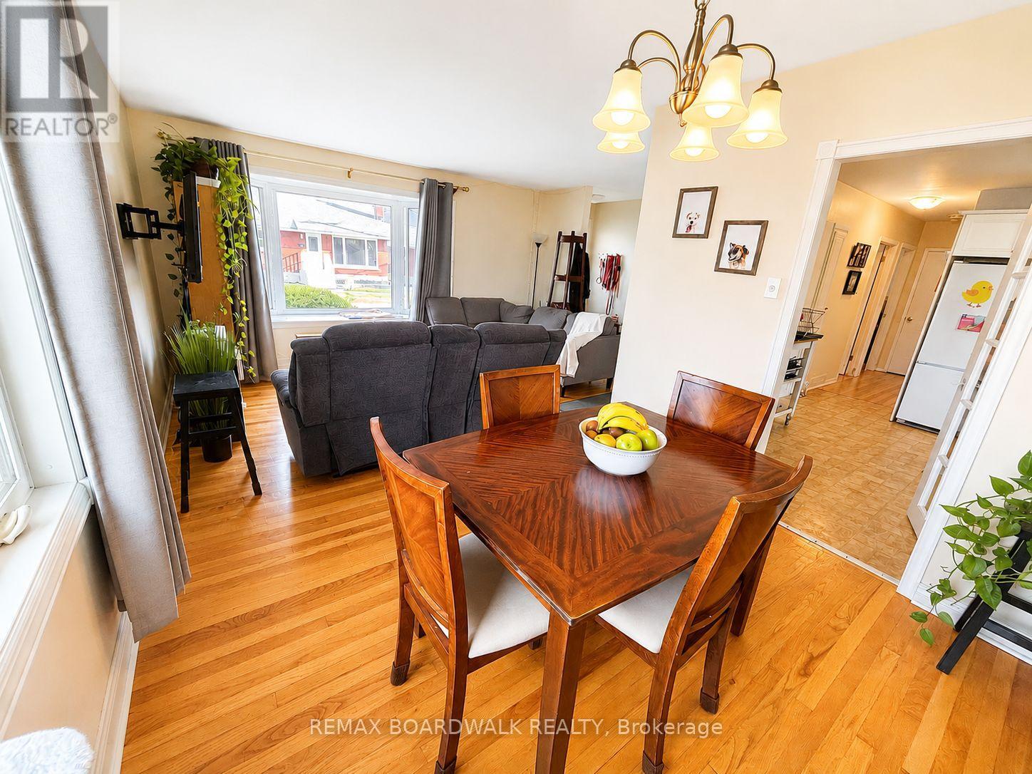 625 Clarke Avenue, Ottawa, Ontario  K1K 0Y6 - Photo 4 - X13100928