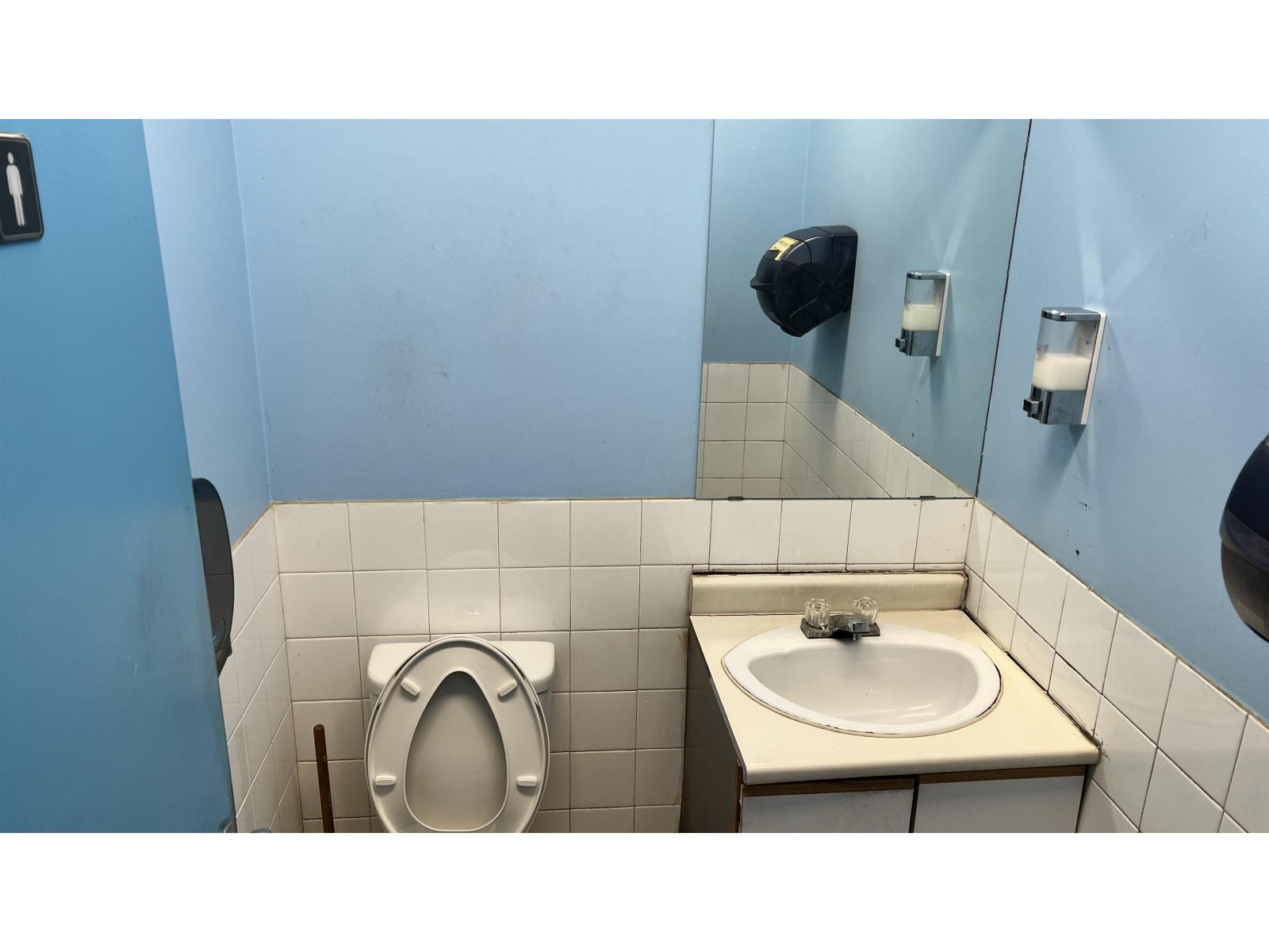 1650 Confidential Street, Surrey, British Columbia  V0V 0V0 - Photo 13 - C8078639