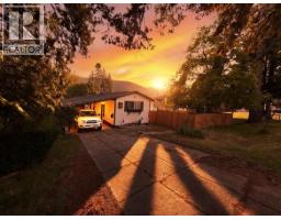 209 6th Avenue, Castlegar, British Columbia