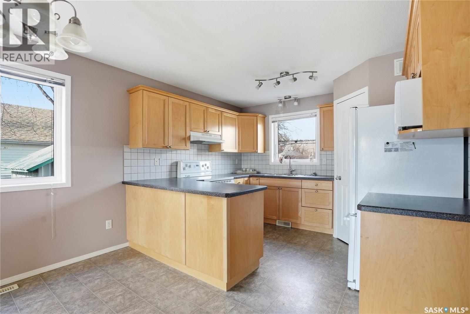 1426b C Avenue N, Saskatoon, Saskatchewan  S7K 1L1 - Photo 11 - SK035435