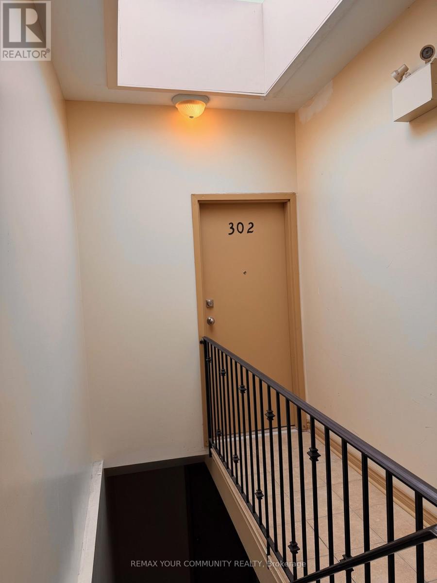 802 Bloor Street W, Toronto, Ontario  M6G 1L9 - Photo 12 - W13105918