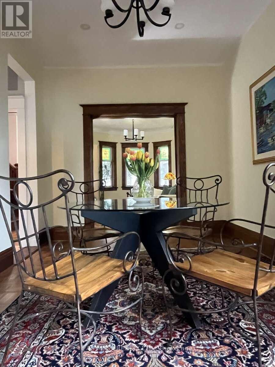 13 Evelyn Crescent, Toronto, Ontario  M6P 3C8 - Photo 13 - W13105988