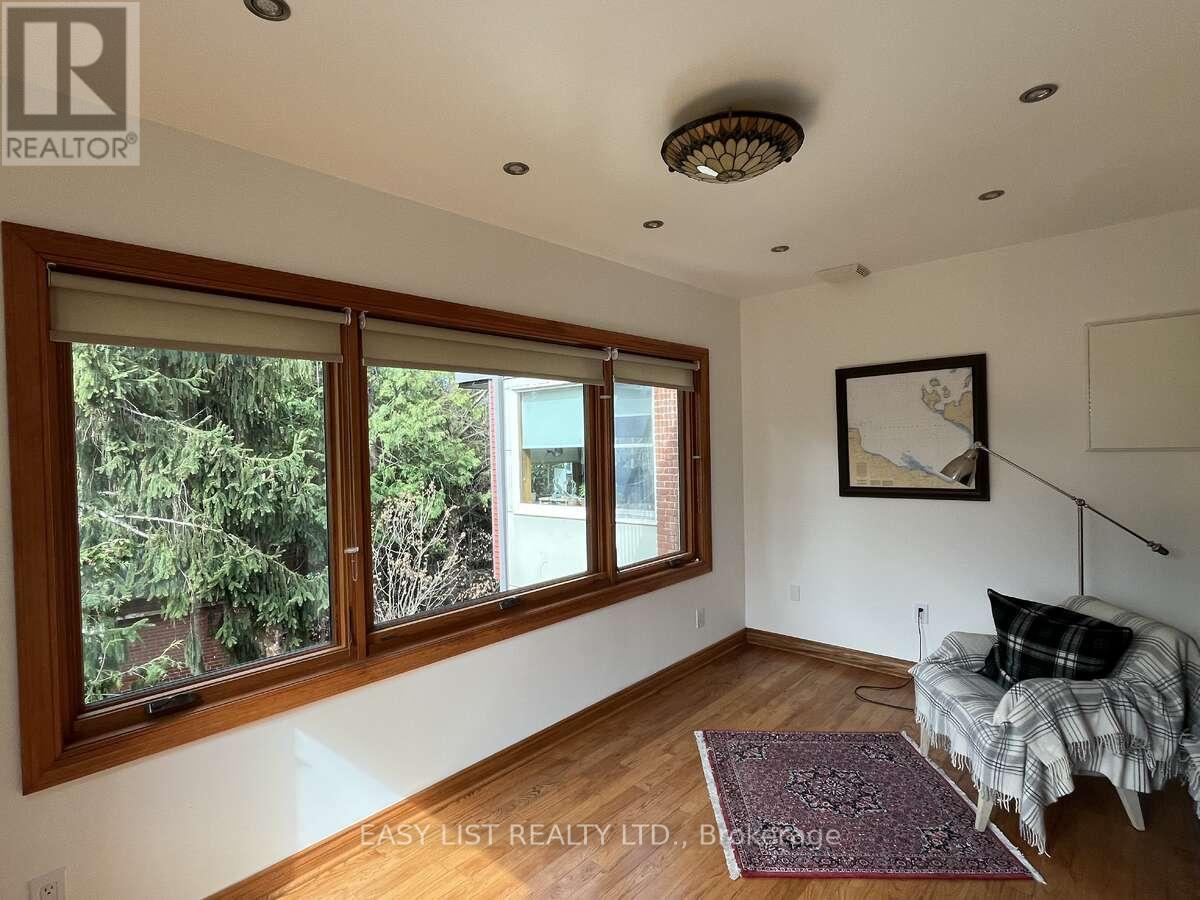 13 Evelyn Crescent, Toronto, Ontario  M6P 3C8 - Photo 25 - W13105988
