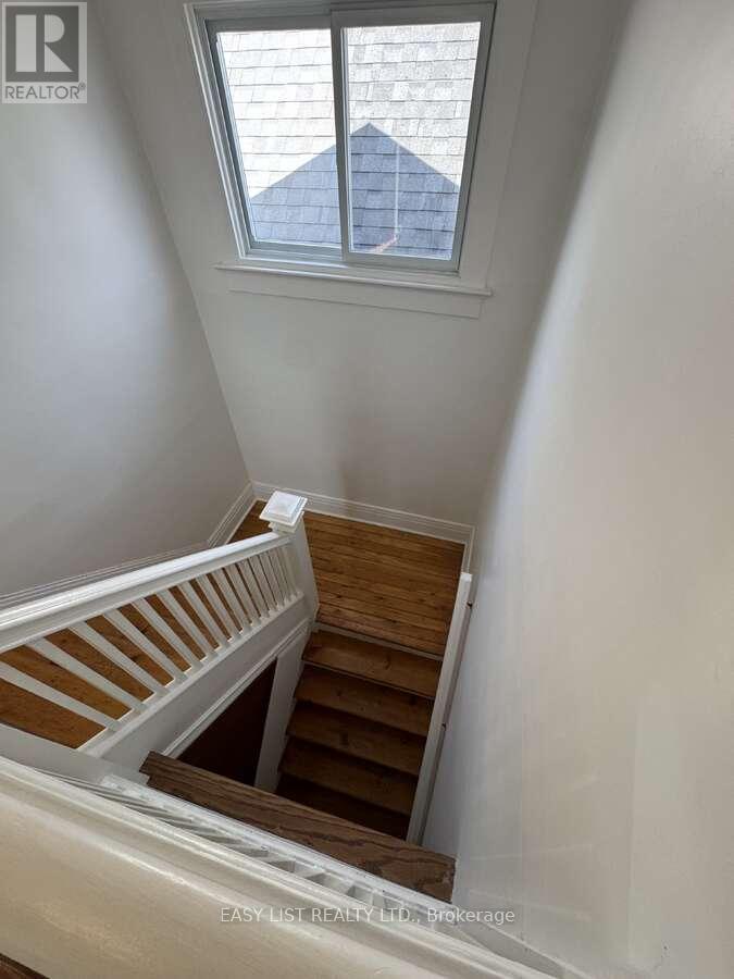 13 Evelyn Crescent, Toronto, Ontario  M6P 3C8 - Photo 31 - W13105988