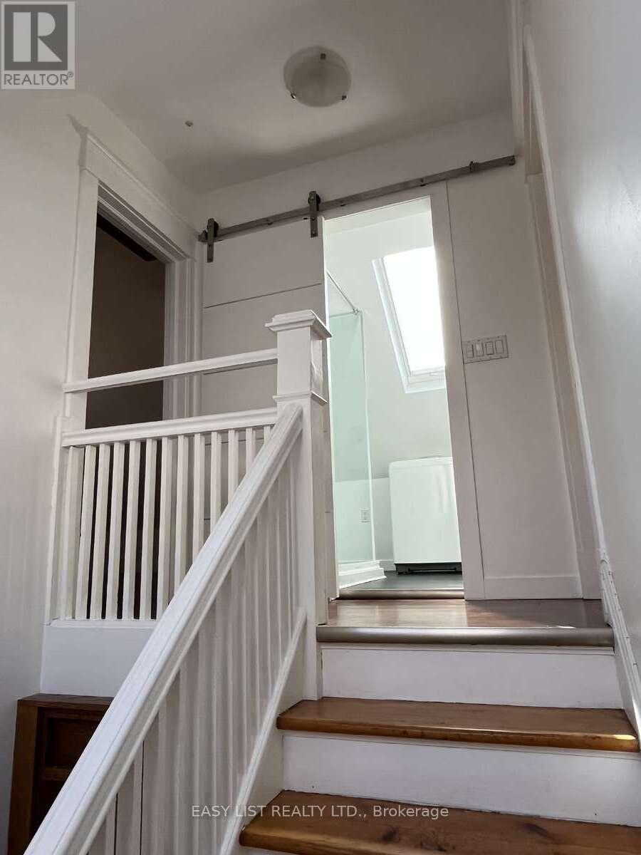 13 Evelyn Crescent, Toronto, Ontario  M6P 3C8 - Photo 32 - W13105988