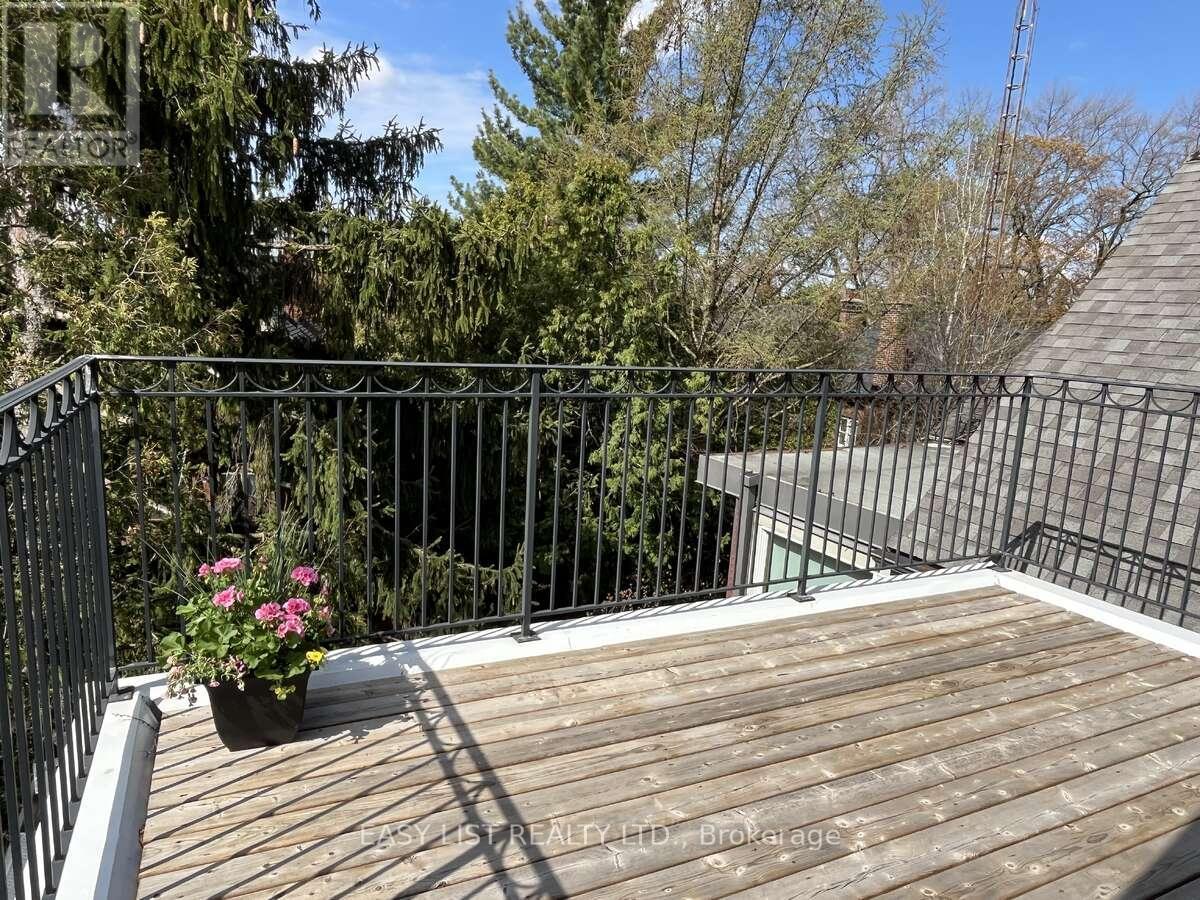 13 Evelyn Crescent, Toronto, Ontario  M6P 3C8 - Photo 39 - W13105988