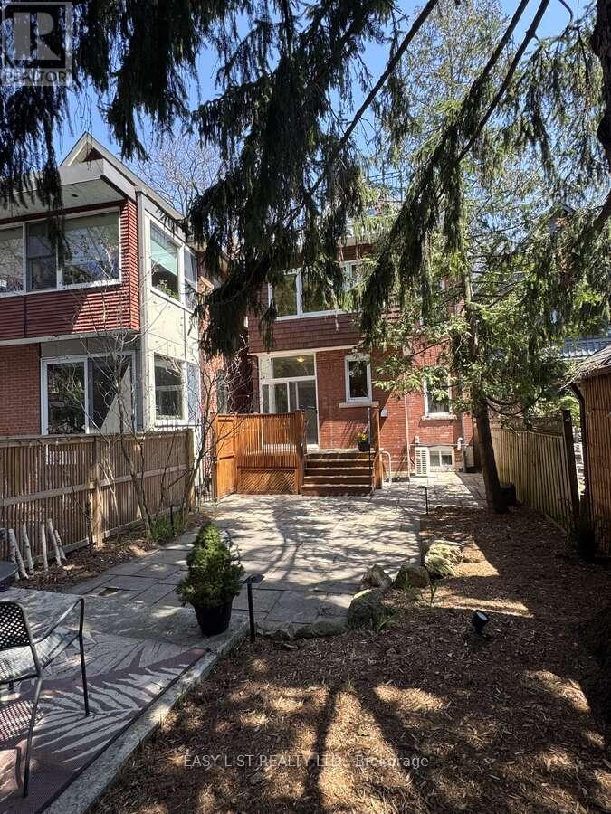 13 Evelyn Crescent, Toronto, Ontario  M6P 3C8 - Photo 47 - W13105988