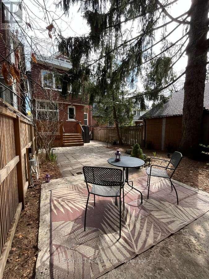 13 Evelyn Crescent, Toronto, Ontario  M6P 3C8 - Photo 49 - W13105988