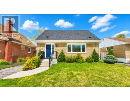 386 WHITNEY AVENUE, Hamilton, Ontario
