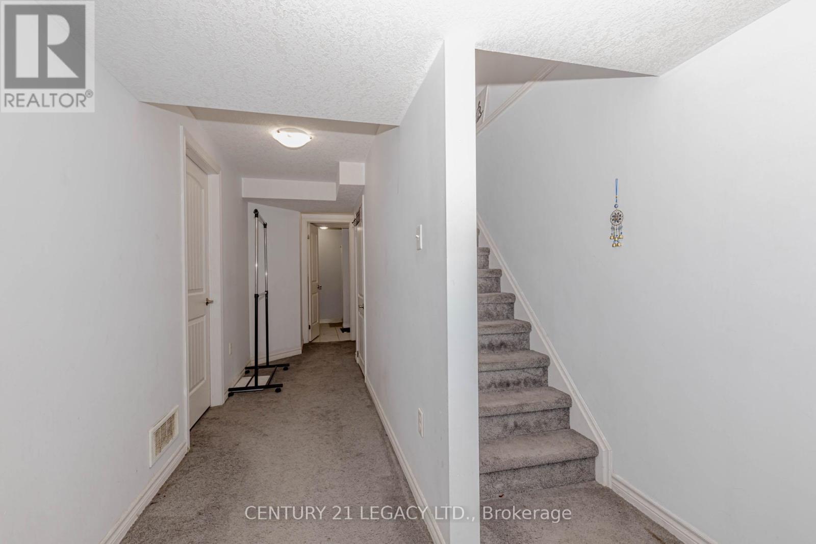 35 Oldfield Drive, Guelph, Ontario  N1L 0K6 - Photo 32 - X13101720