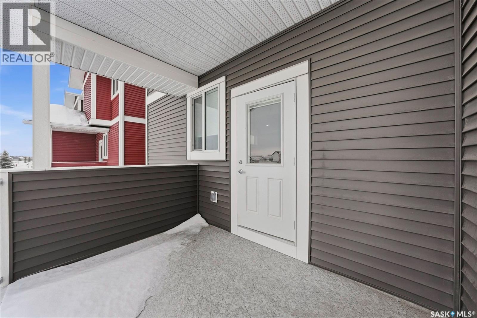 52 900 St Andrews Lane, Warman, Saskatchewan  S0K 4S4 - Photo 3 - SK027162