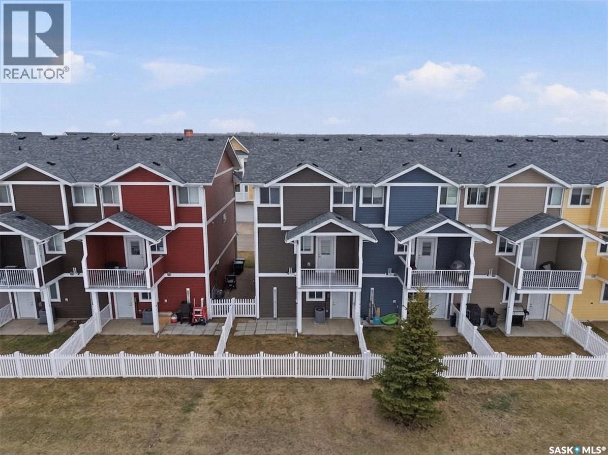 52 900 St Andrews Lane, Warman, Saskatchewan  S0K 4S4 - Photo 26 - SK027162