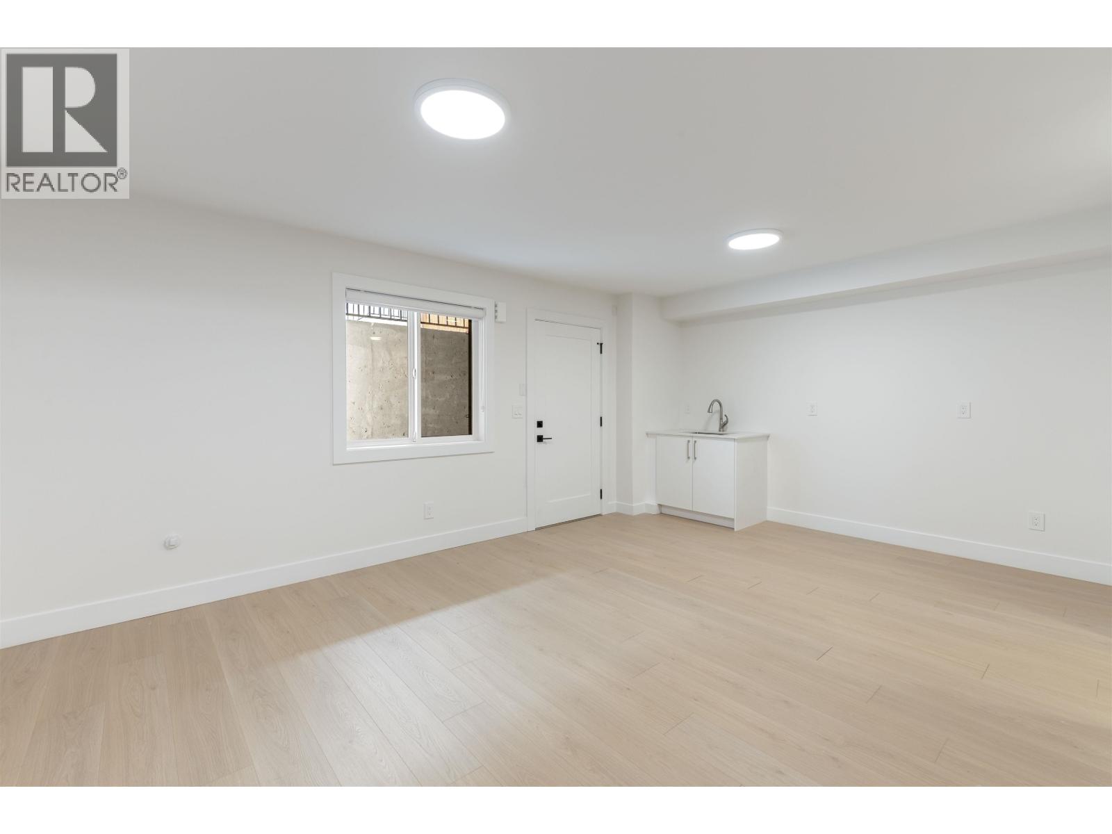 4 7822 Goodlad Street, Burnaby, British Columbia  V5E 2H6 - Photo 31 - R3120171