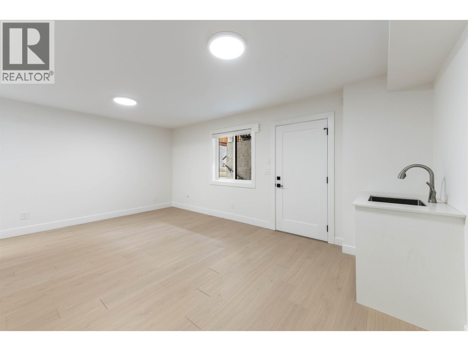 4 7822 Goodlad Street, Burnaby, British Columbia  V5E 2H6 - Photo 32 - R3120171
