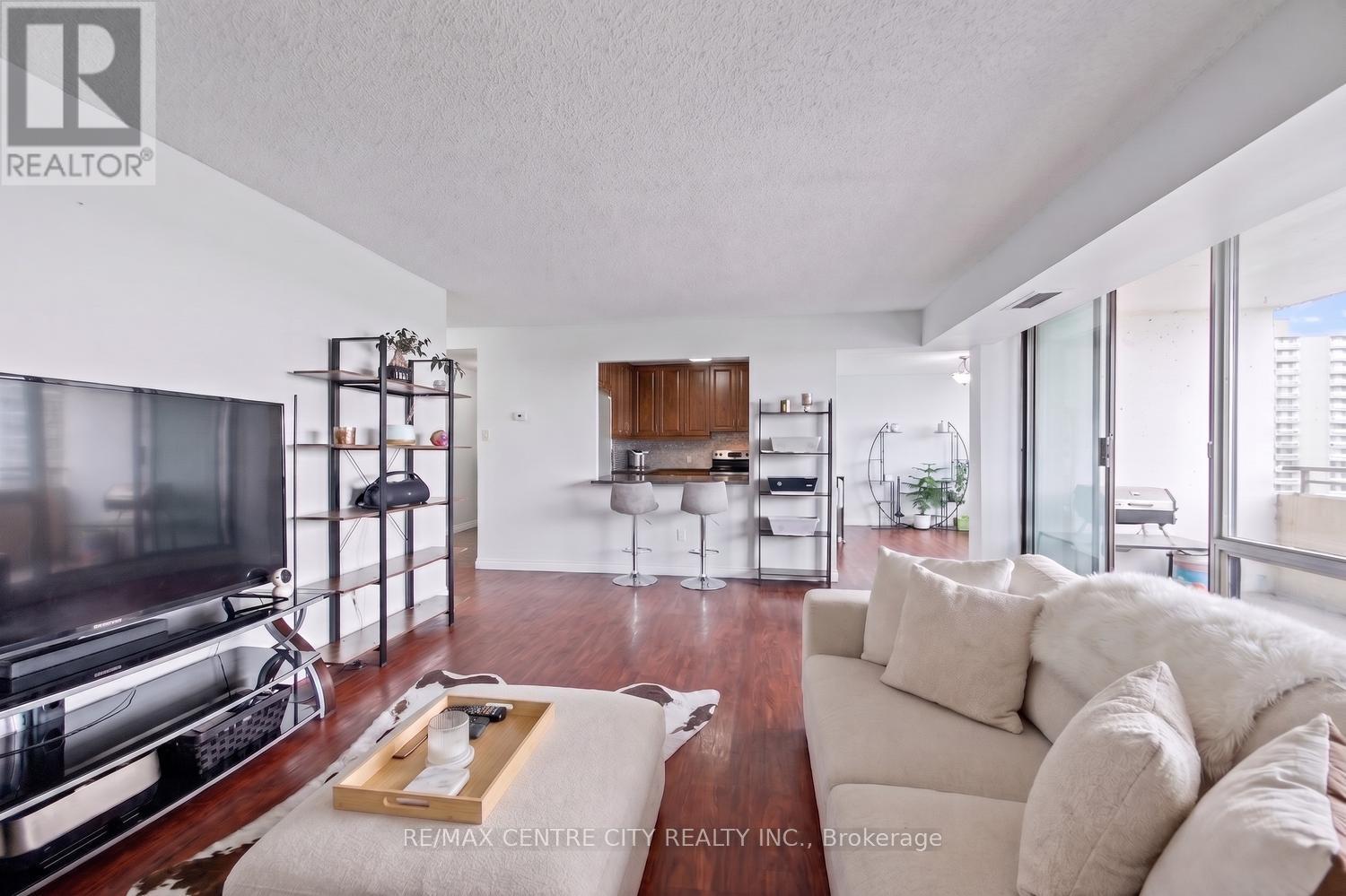 1606 - 380 King Street, London East, Ontario  N6B 3L6 - Photo 16 - X13102542
