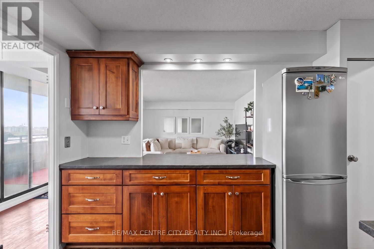 1606 - 380 King Street, London East, Ontario  N6B 3L6 - Photo 11 - X13102542