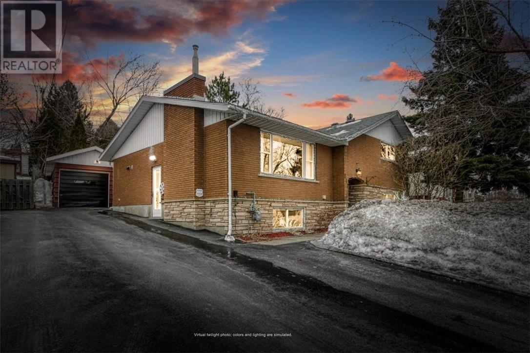 896 GRANDVIEW Boulevard, Sudbury, Ontario