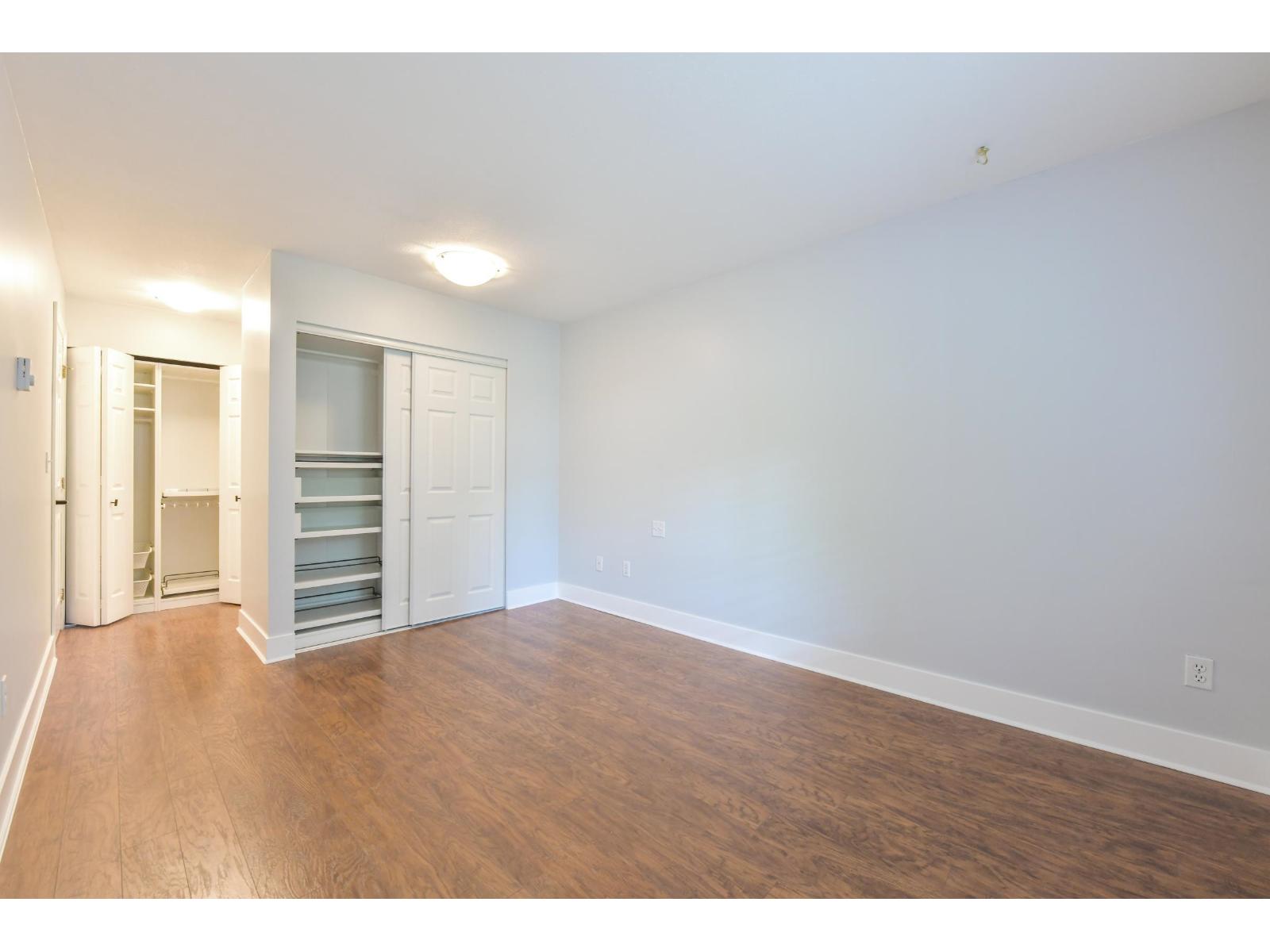 106 1533 Best Street, White Rock, British Columbia  V4B 4E9 - Photo 8 - R3120481