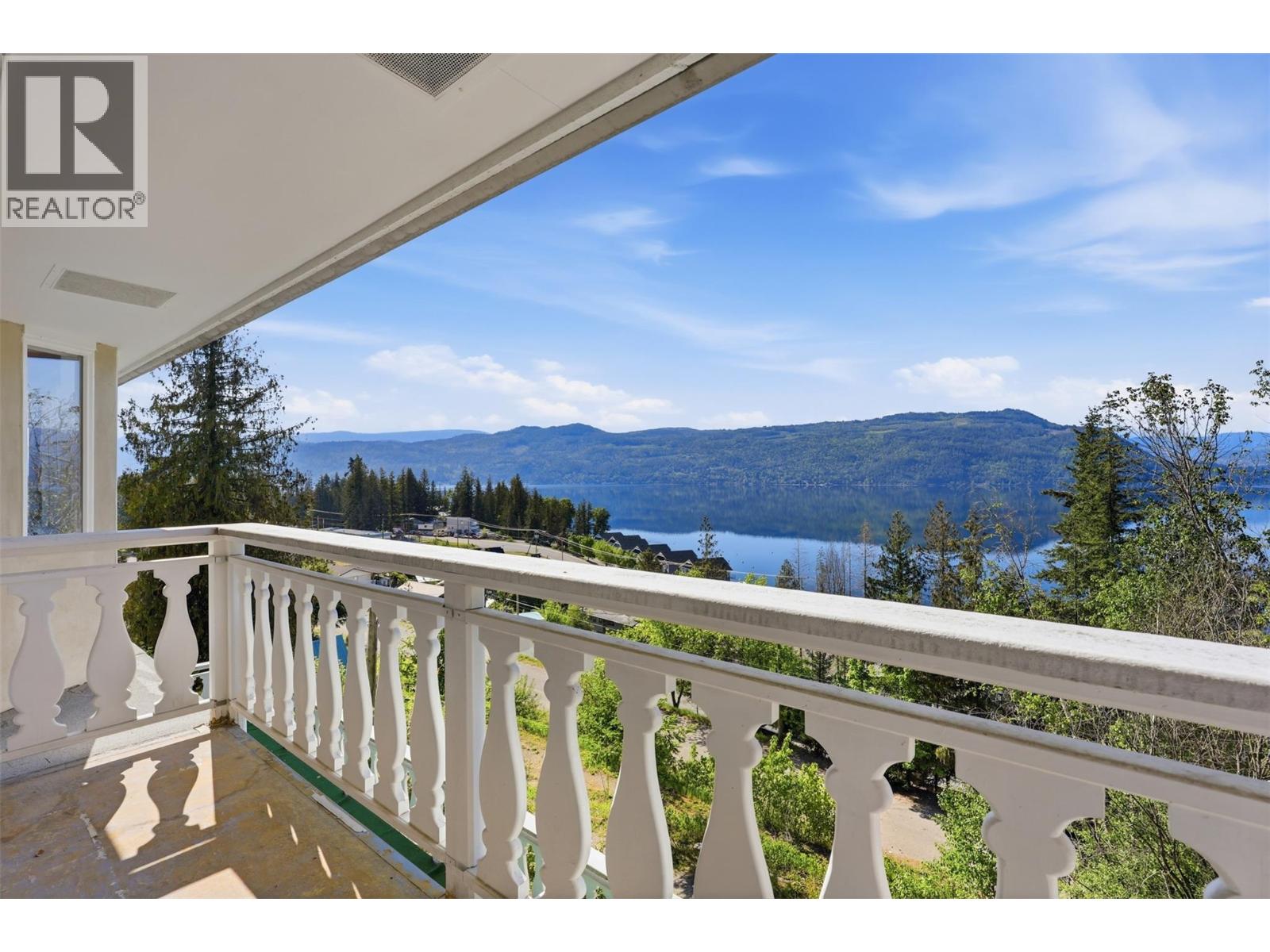 5245 Chasey Road, Celista, British Columbia  V0E 1M6 - Photo 49 - 10386810