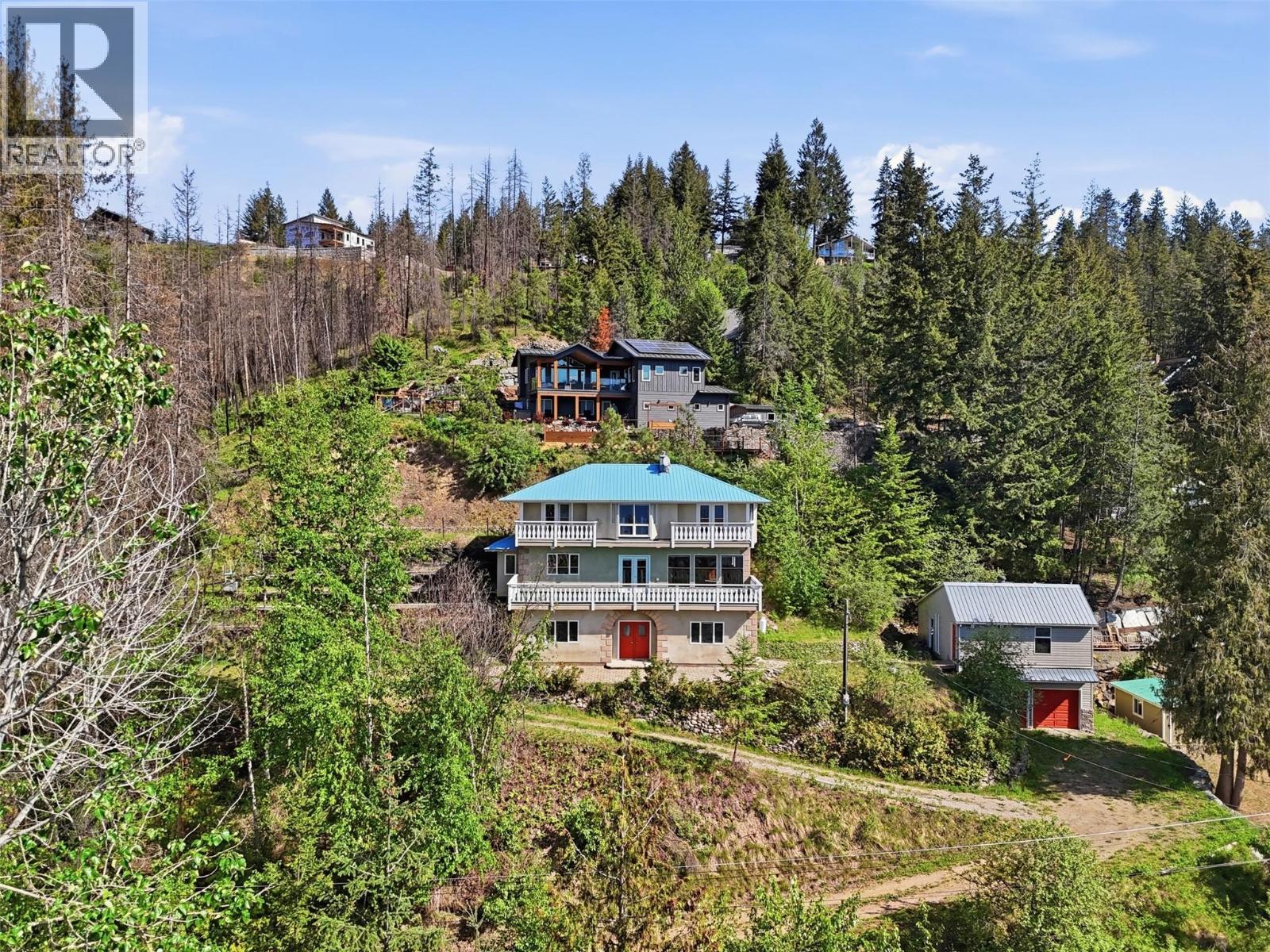 5245 Chasey Road, Celista, British Columbia  V0E 1M6 - Photo 70 - 10386810