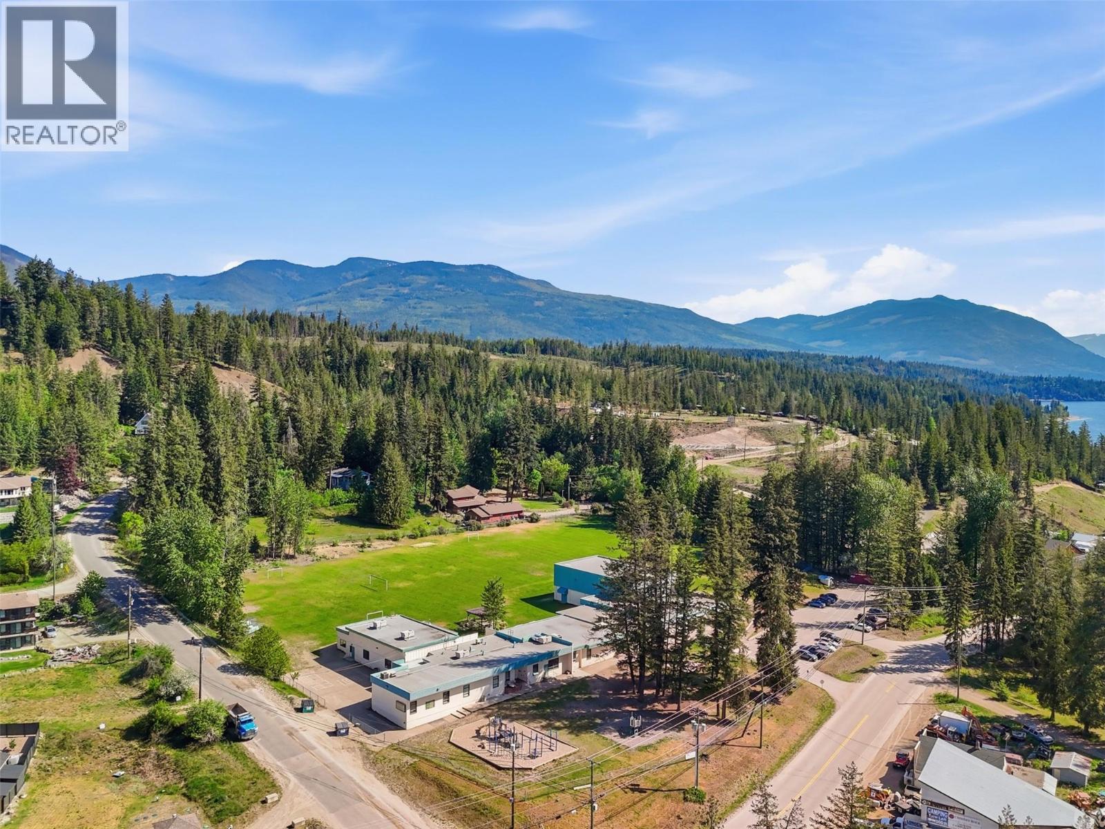 5245 Chasey Road, Celista, British Columbia  V0E 1M6 - Photo 78 - 10386810