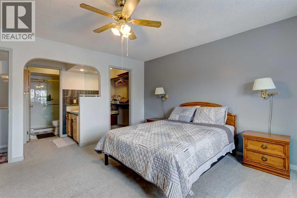 38 Millbank Hill SW, Calgary, Alberta  T2Y 2Y9 - Photo 18 - A2294549