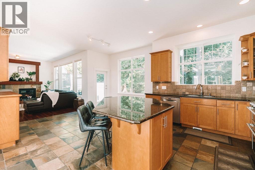26 Ashwood Drive, Port Moody, British Columbia  V3H 5H2 - Photo 12 - R3121593