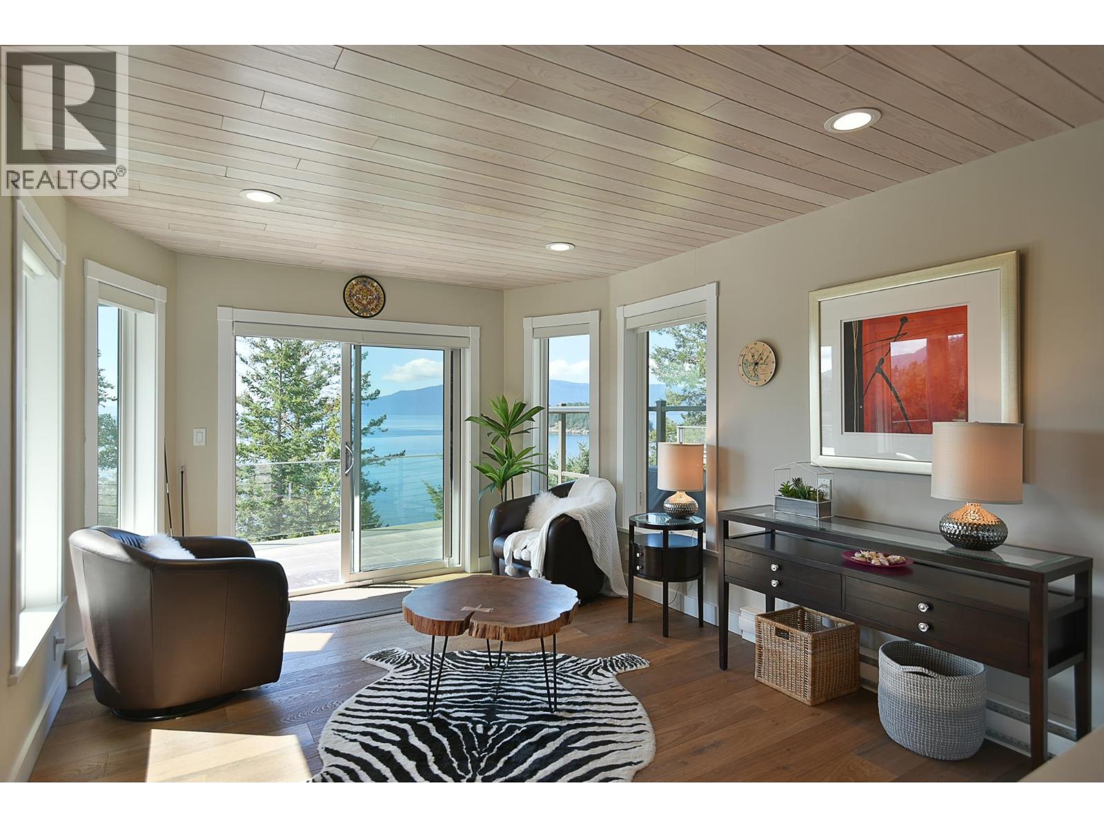 4276 Orca Road, Pender Harbour, British Columbia  V0N 1S1 - Photo 18 - R3121599