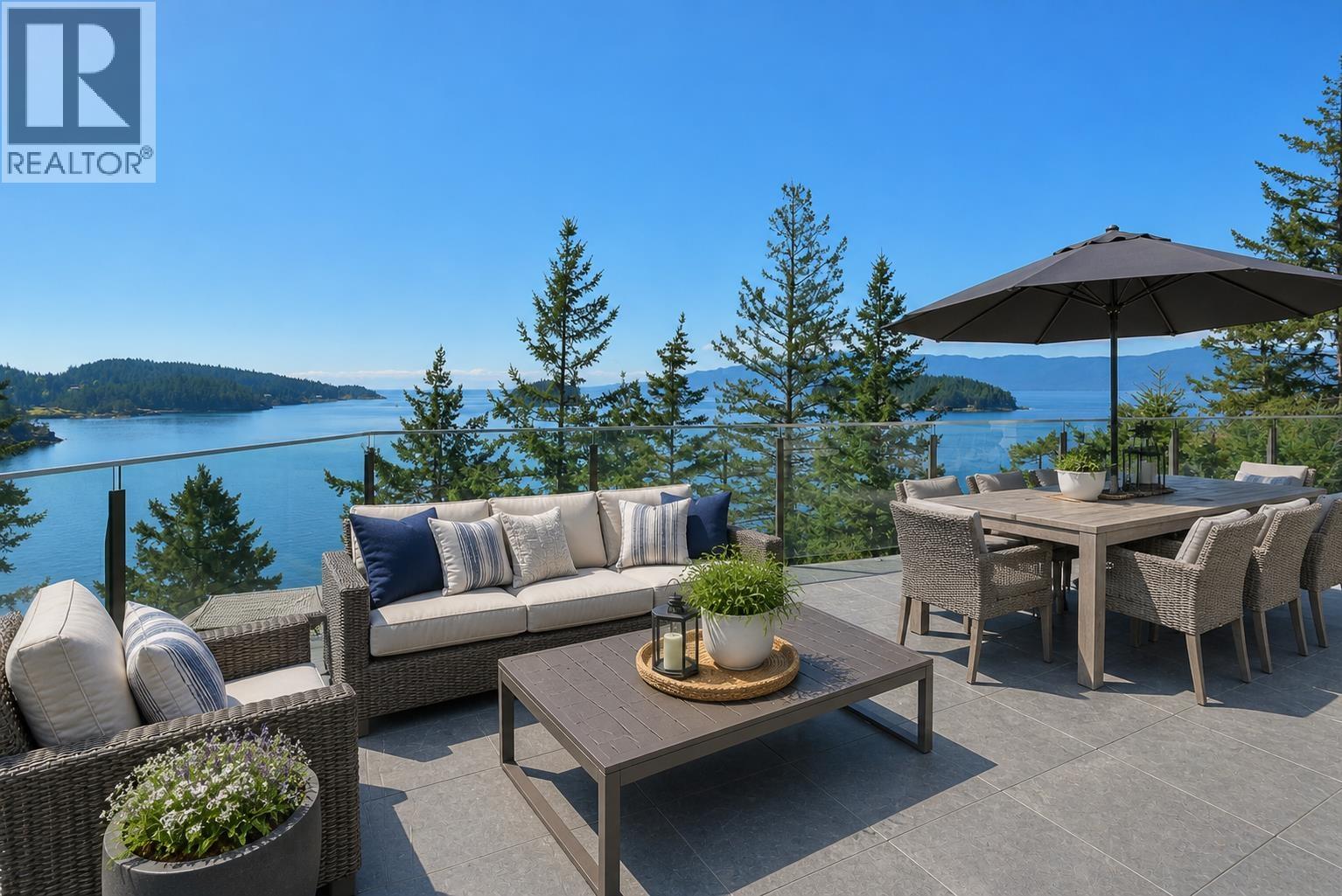 4276 Orca Road, Pender Harbour, British Columbia  V0N 1S1 - Photo 2 - R3121599