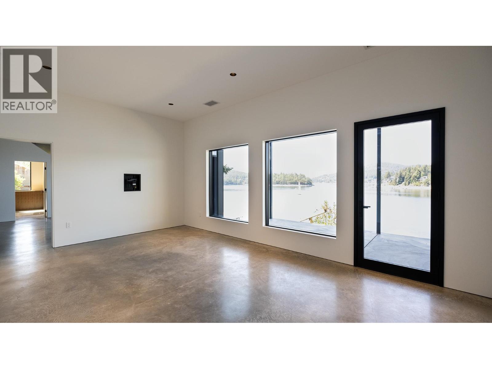 4976 Johnstone Road, Madeira Park, British Columbia  V9Y 5L9 - Photo 29 - R3121602