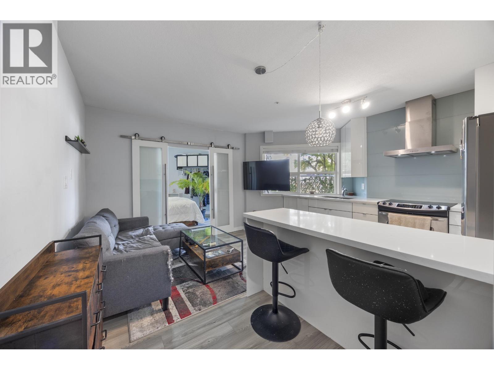 106 1988 E 37th Avenue, Vancouver, British Columbia  V5P 1G1 - Photo 2 - R3118885